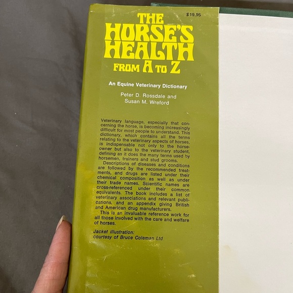 The Horse’s Health From A to Z An Equine Veterinary Dictionary 1978 - Picture 4 of 16